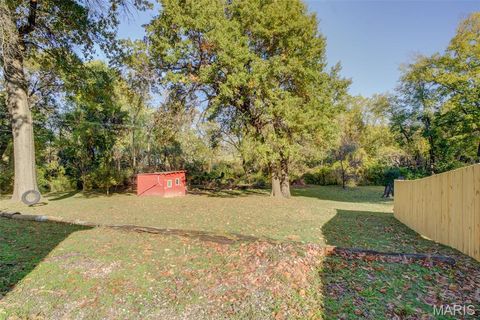 Tiny photo for 7647 Genesta Street, St Louis, MO 63123 (MLS # 26000059)