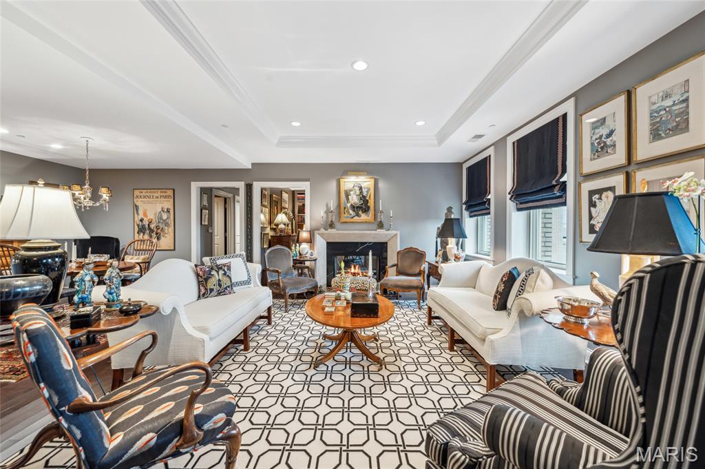 Park Plaza Residential Condo - Residential