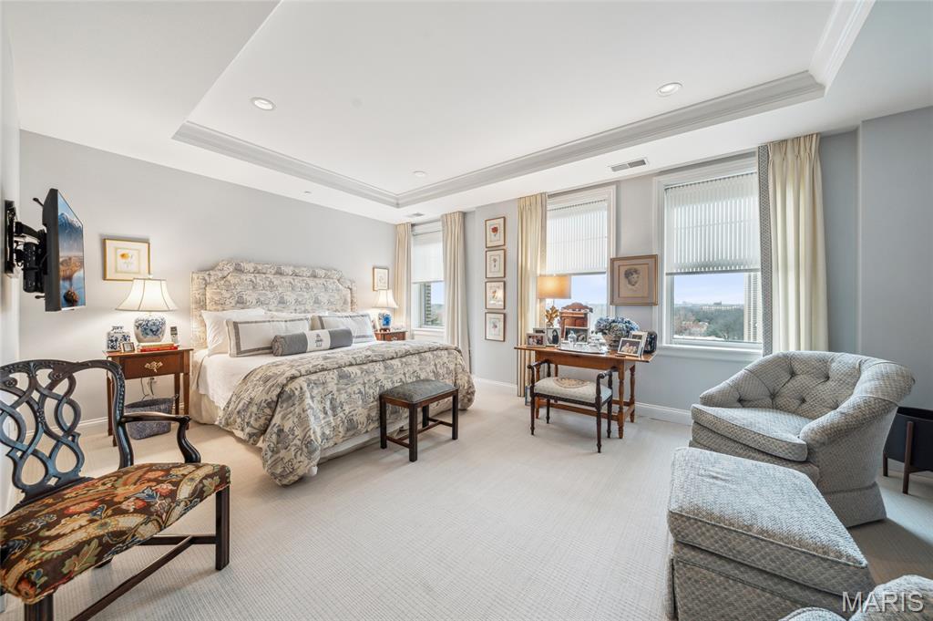 Park Plaza Residential Condo - Residential