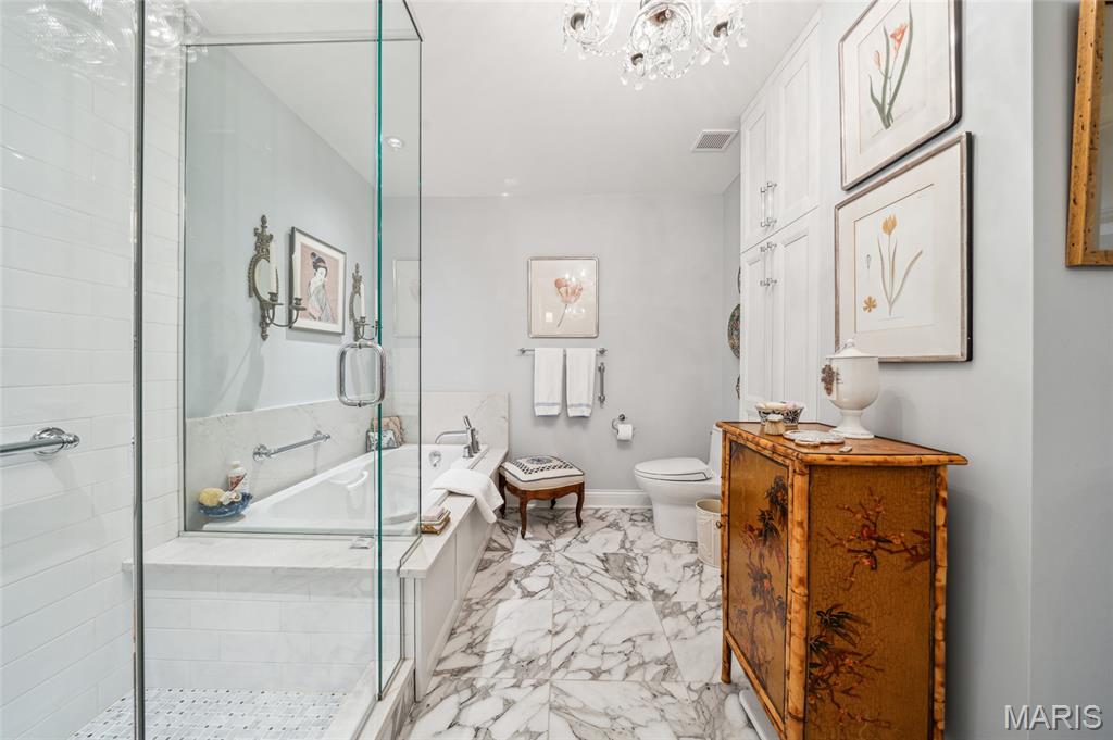 Park Plaza Residential Condo - Residential