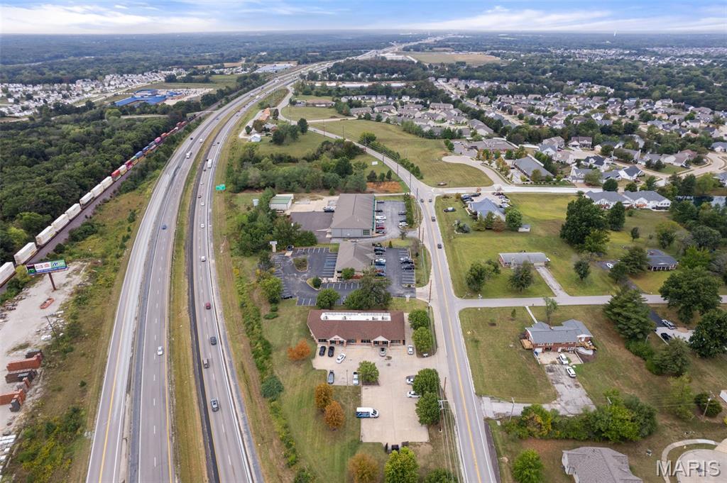 Baileys - Commercial Sale