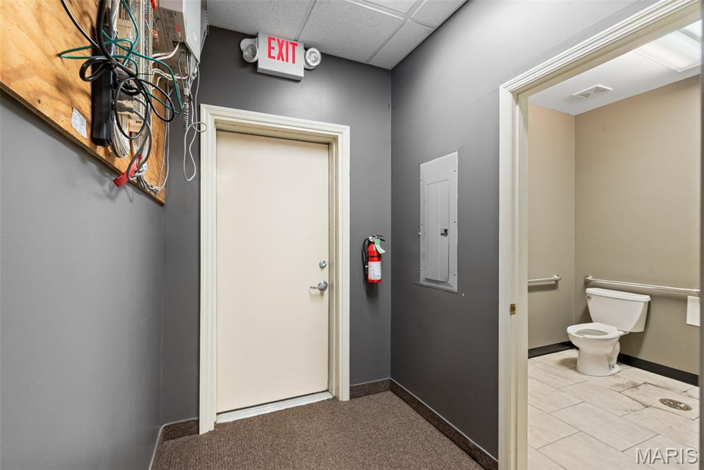 Baileys - Commercial Sale