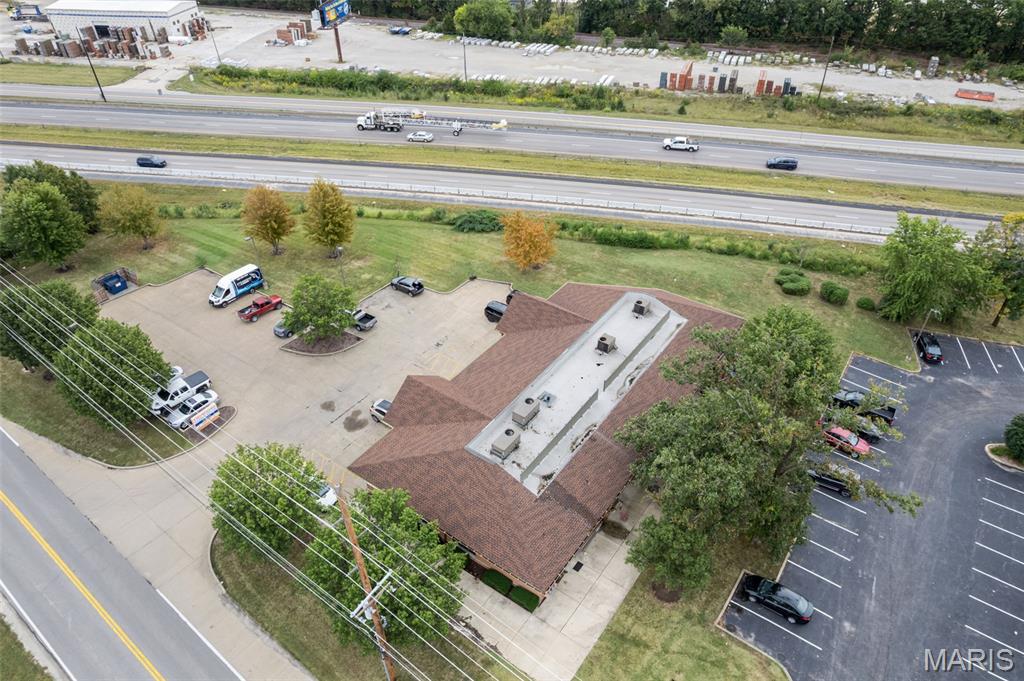 Baileys - Commercial Sale