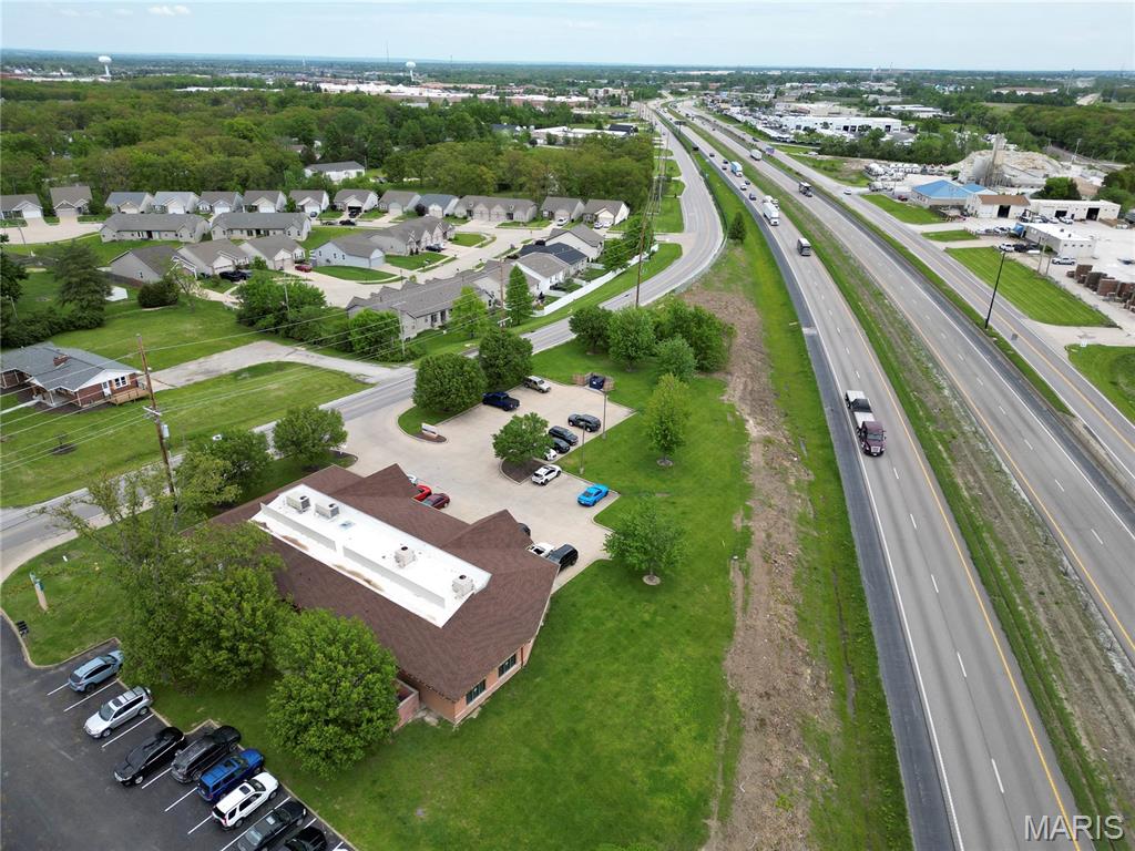 Baileys - Commercial Sale