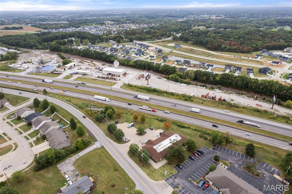 Baileys - Commercial Sale