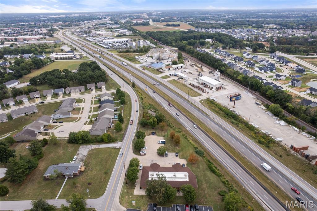 Baileys - Commercial Sale