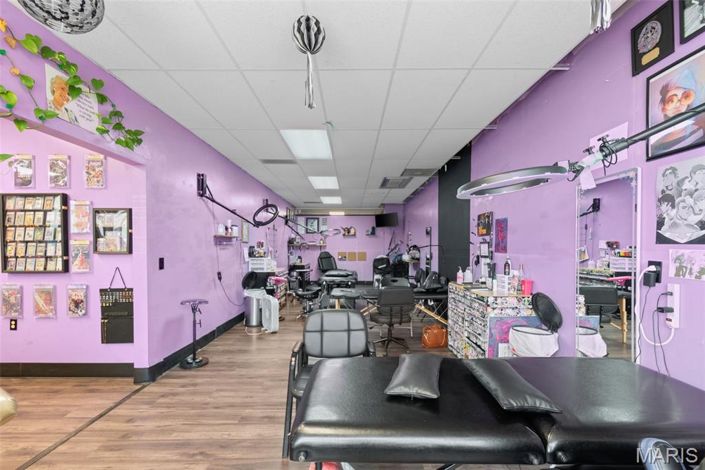 Baileys - Commercial Sale