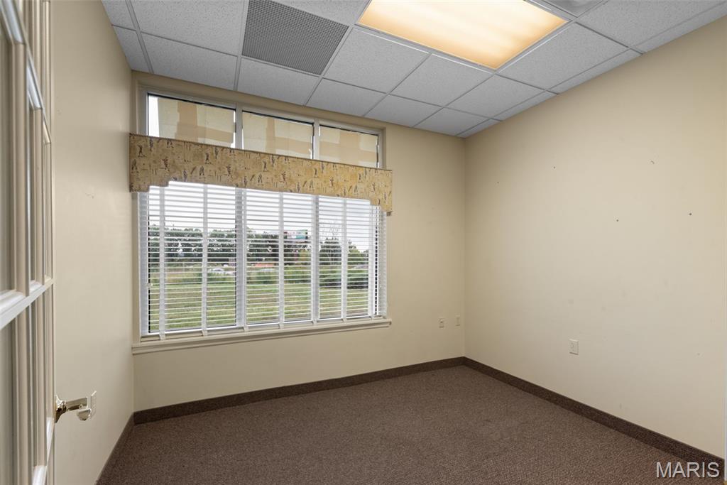 Baileys - Commercial Sale