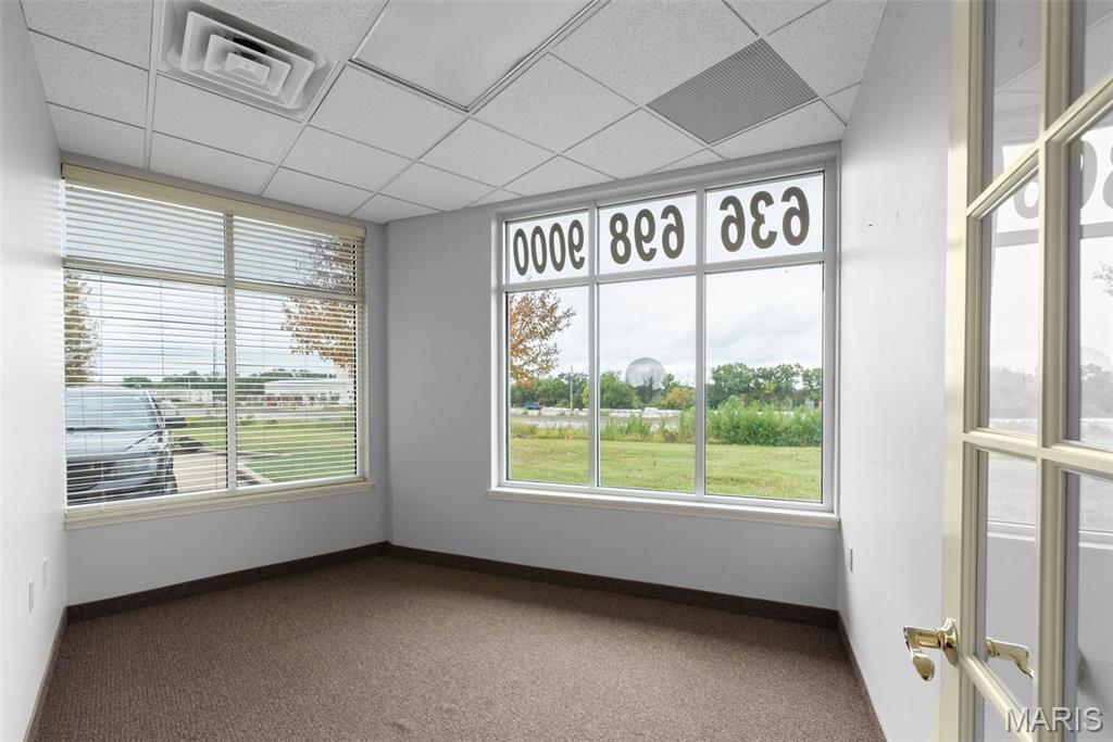 Baileys - Commercial Sale