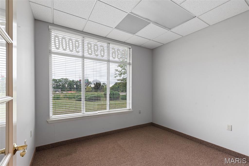 Baileys - Commercial Sale