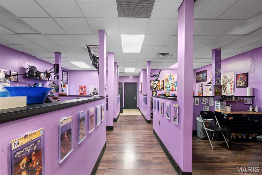 Baileys - Commercial Sale