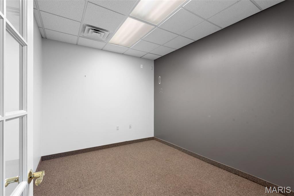 Baileys - Commercial Sale