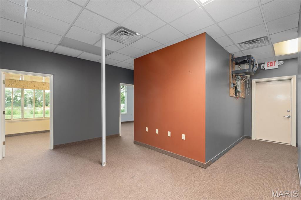 Baileys - Commercial Sale