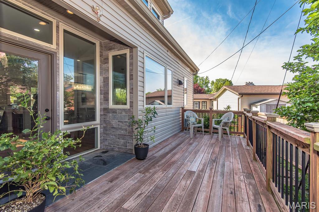 St Louis, Missouri 63109, United States, 4 Bedrooms Bedrooms, ,4 BathroomsBathrooms,Residential,Active,131484