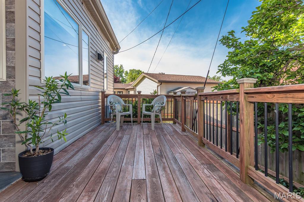 St Louis, Missouri 63109, United States, 4 Bedrooms Bedrooms, ,4 BathroomsBathrooms,Residential,Active,131484