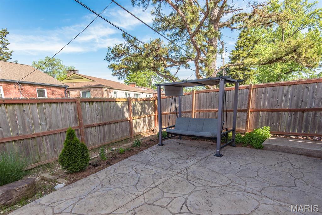 St Louis, Missouri 63109, United States, 4 Bedrooms Bedrooms, ,4 BathroomsBathrooms,Residential,Active,131484