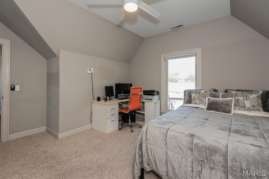 St Louis, Missouri 63109, United States, 4 Bedrooms Bedrooms, ,4 BathroomsBathrooms,Residential,Active,131484