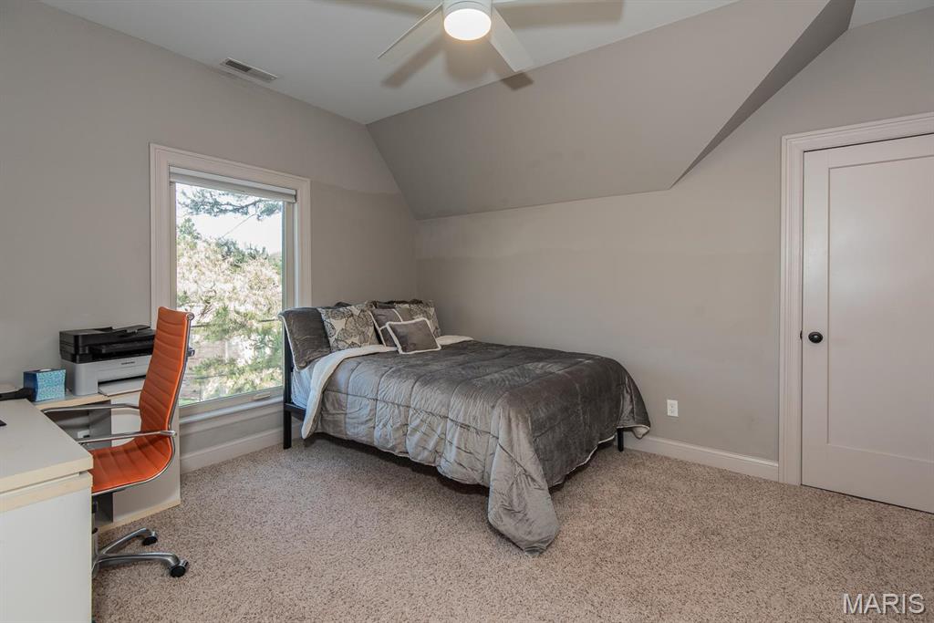 St Louis, Missouri 63109, United States, 4 Bedrooms Bedrooms, ,4 BathroomsBathrooms,Residential,Active,131484