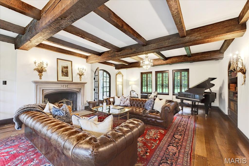 Woodoaks Trail - Residential