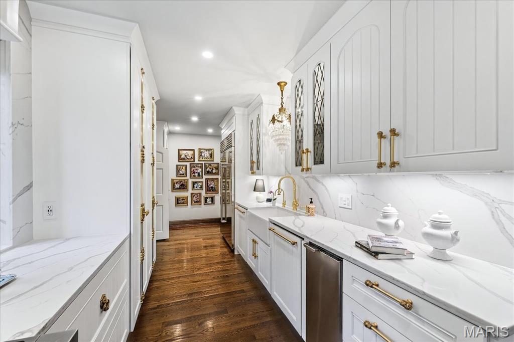 Woodoaks Trail - Residential