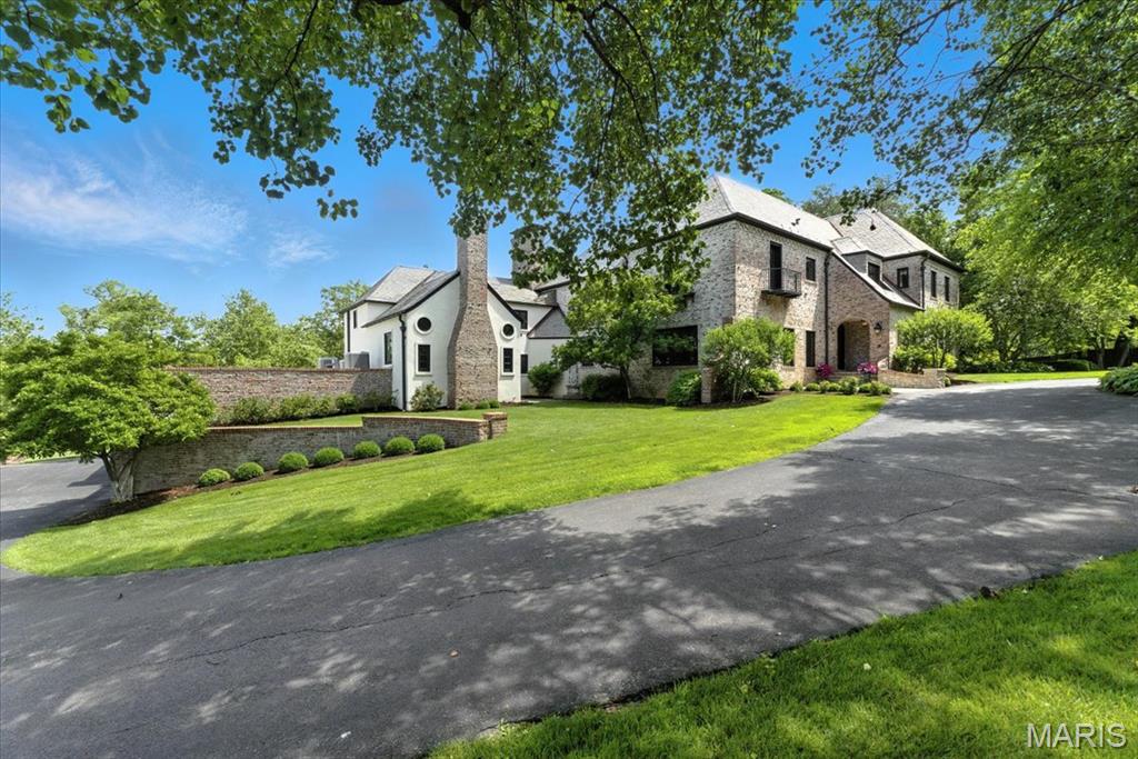 Woodoaks Trail - Residential