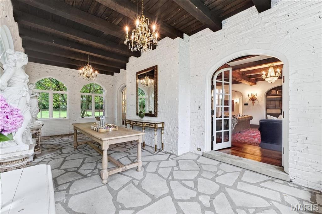 Woodoaks Trail - Residential