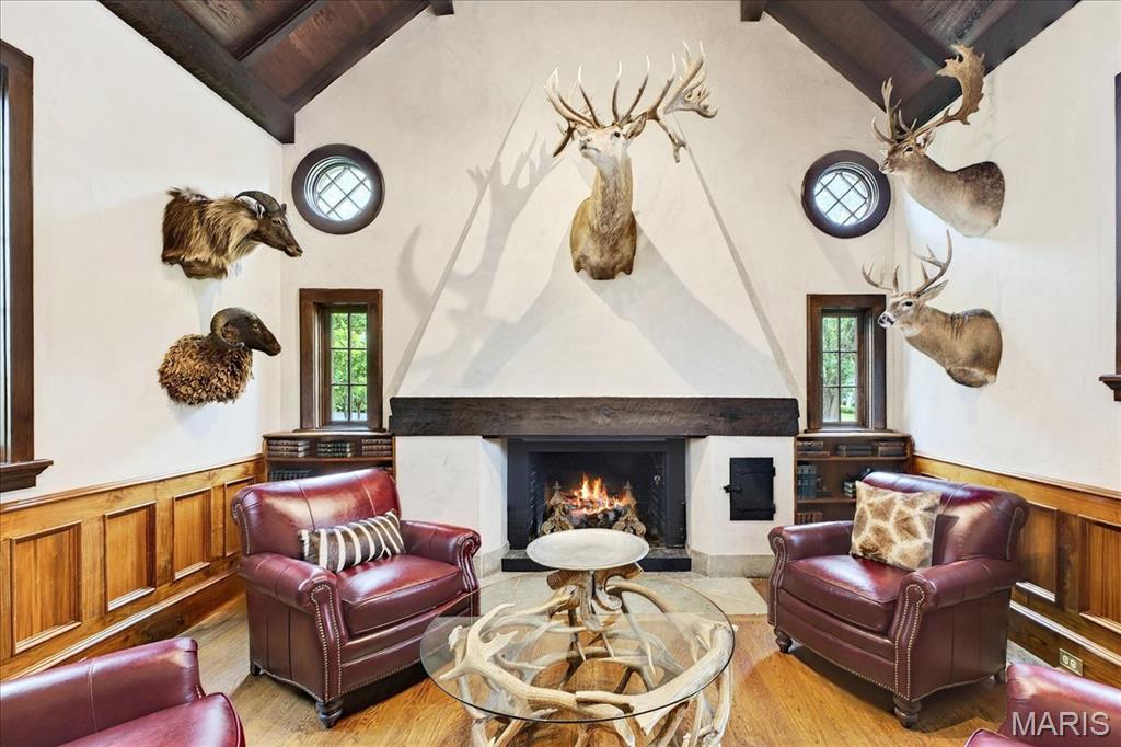 Woodoaks Trail - Residential