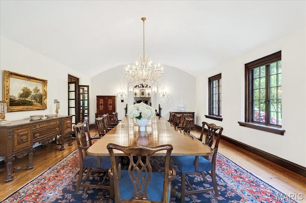 Woodoaks Trail - Residential