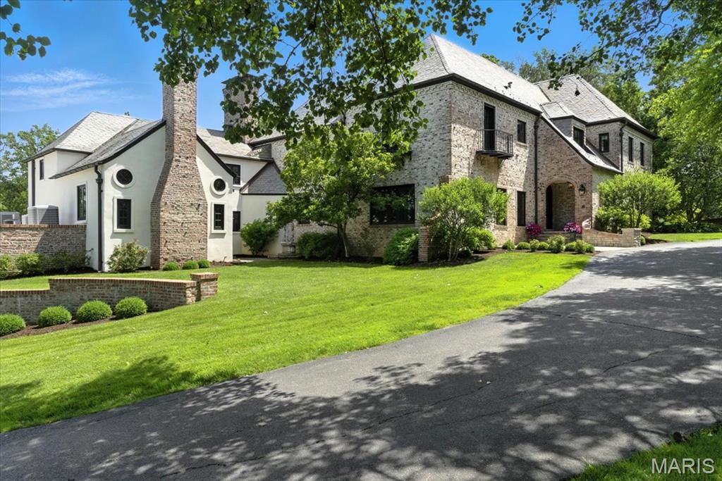 Woodoaks Trail - Residential