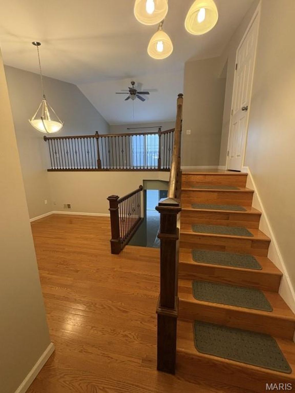 Photo of 9529 Mackenzie Circle Drive, St Louis, MO 63123 (MLS # 25072767)