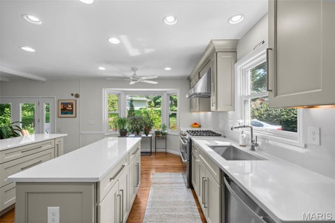 Tiny photo for 406 Magna Carta Drive, Creve Coeur, MO 63141 (MLS # 26052870)