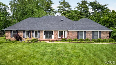 Tiny photo for 406 Magna Carta Drive, Creve Coeur, MO 63141 (MLS # 26052870)