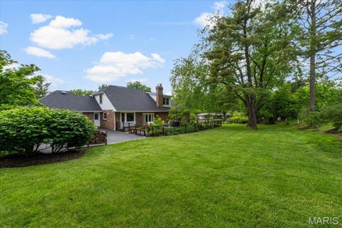 Tiny photo for 406 Magna Carta Drive, Creve Coeur, MO 63141 (MLS # 26052870)