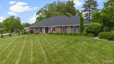 Tiny photo for 406 Magna Carta Drive, Creve Coeur, MO 63141 (MLS # 26052870)