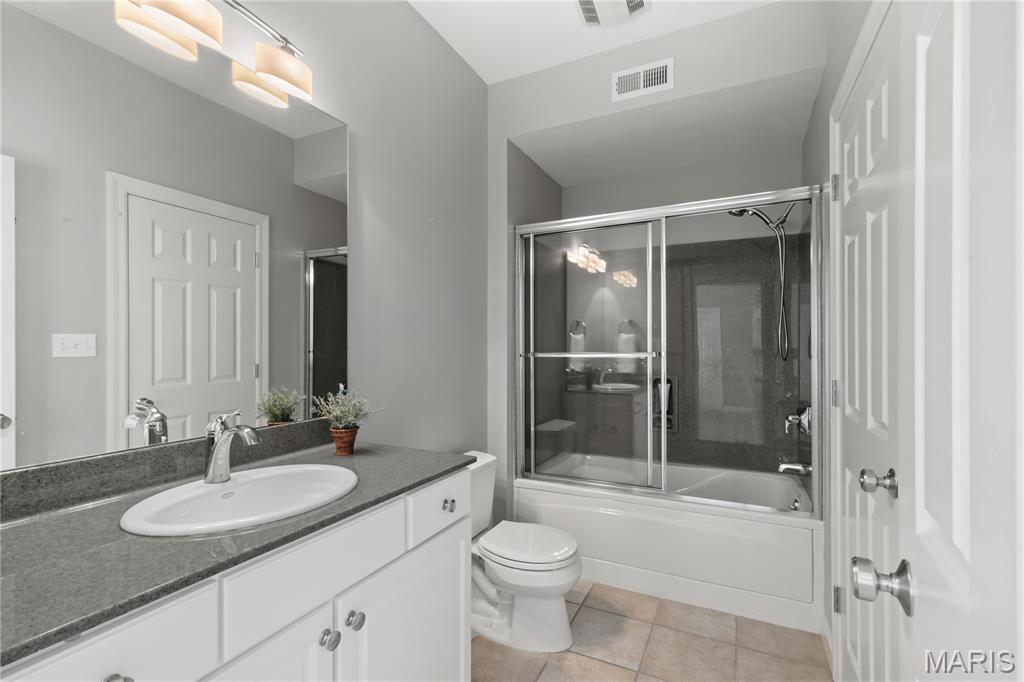 127-129 North Bemiston A Condo - Residential