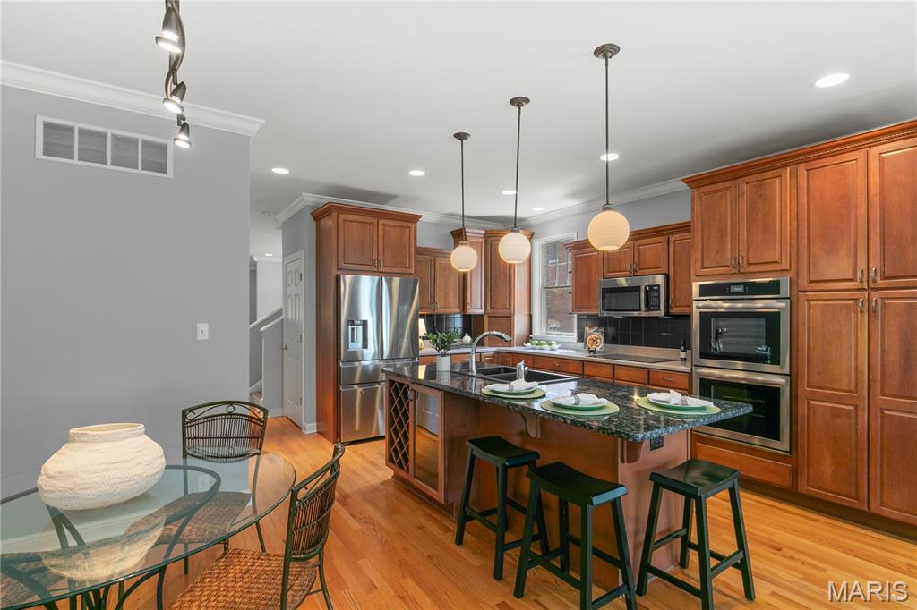 127-129 North Bemiston A Condo - Residential