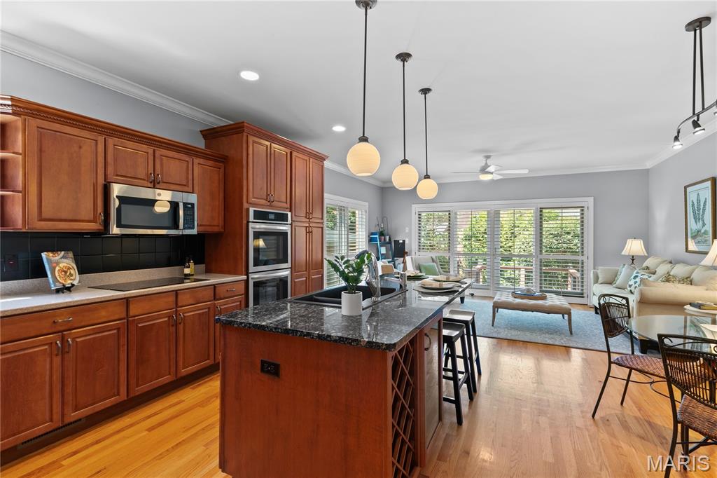 127-129 North Bemiston A Condo - Residential