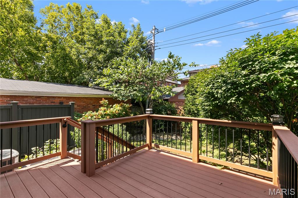 127-129 North Bemiston A Condo - Residential