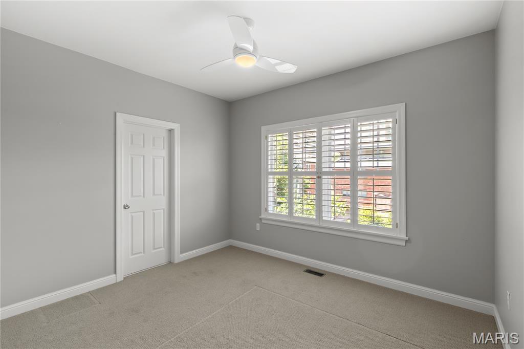 127-129 North Bemiston A Condo - Residential