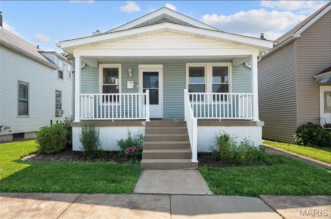 Photo of 5336 West Avenue, St Louis, MO 63116 (MLS # 26026522)