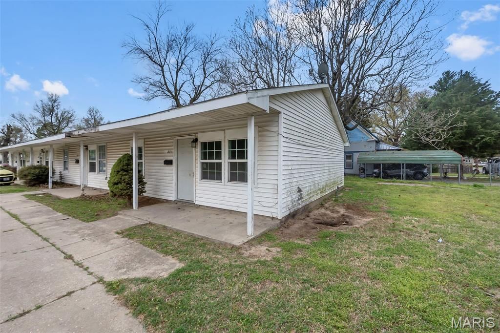 Photo of 801 Park Street, Kennett, MO 63857 (MLS # 26020140)