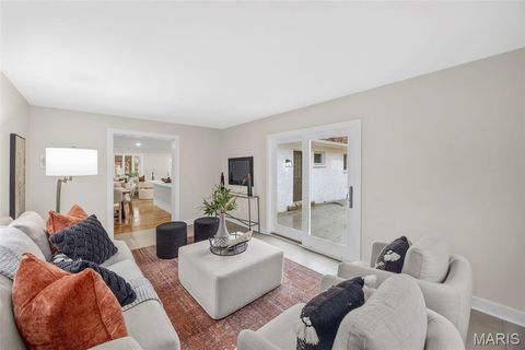 Tiny photo for 540 Hickory Hollow Lane, Kirkwood, MO 63122 (MLS # 25076406)