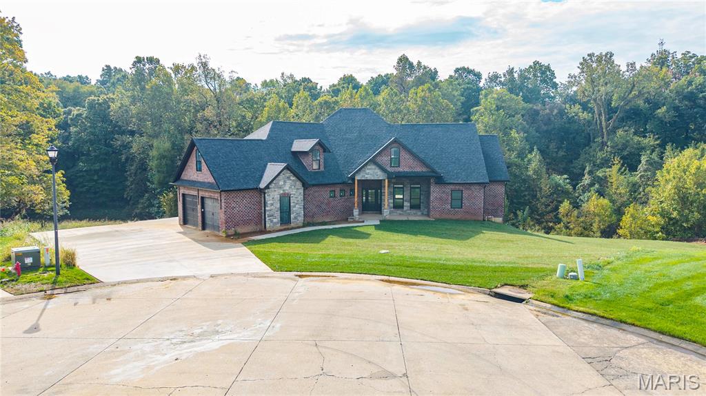 Photo of 400 Trillium Lane, Cape Girardeau, MO 63701 (MLS # 26067231)
