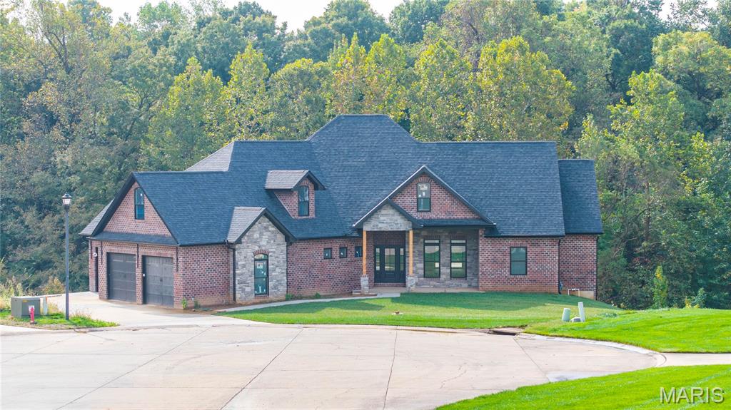 Photo of 400 Trillium Lane, Cape Girardeau, MO 63701 (MLS # 26067231)