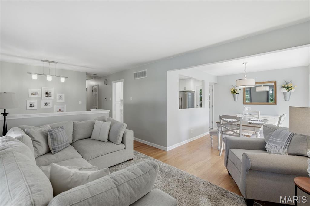 Mackenzie Tr - Residential