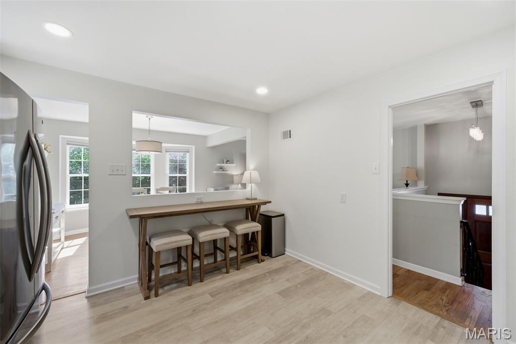 Mackenzie Tr - Residential