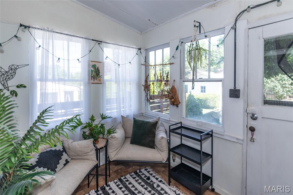 St Louis, Missouri 63109, United States, 2 Bedrooms Bedrooms, ,1 BathroomBathrooms,Residential,Pending,151920