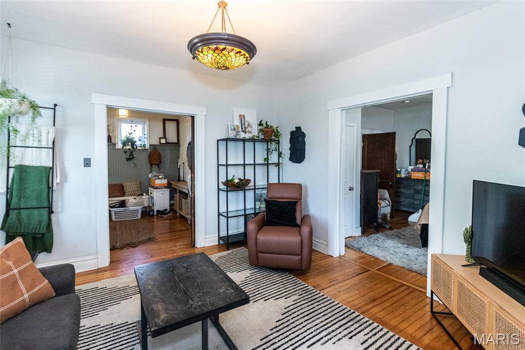 St Louis, Missouri 63109, United States, 2 Bedrooms Bedrooms, ,1 BathroomBathrooms,Residential,Pending,151920