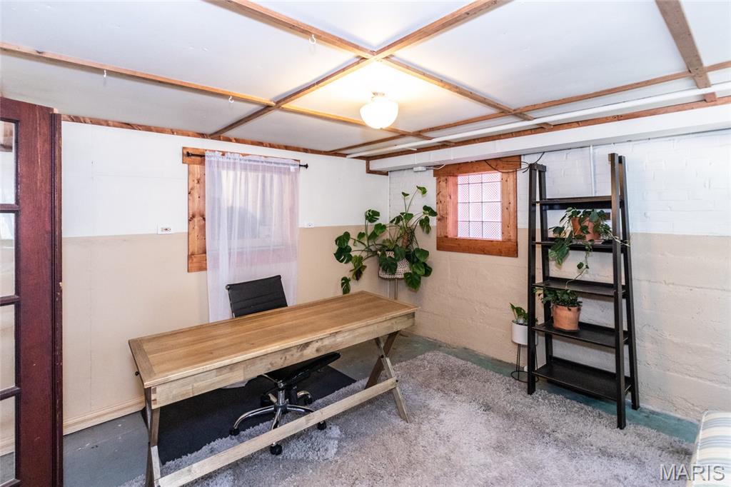 St Louis, Missouri 63109, United States, 2 Bedrooms Bedrooms, ,1 BathroomBathrooms,Residential,Pending,151920