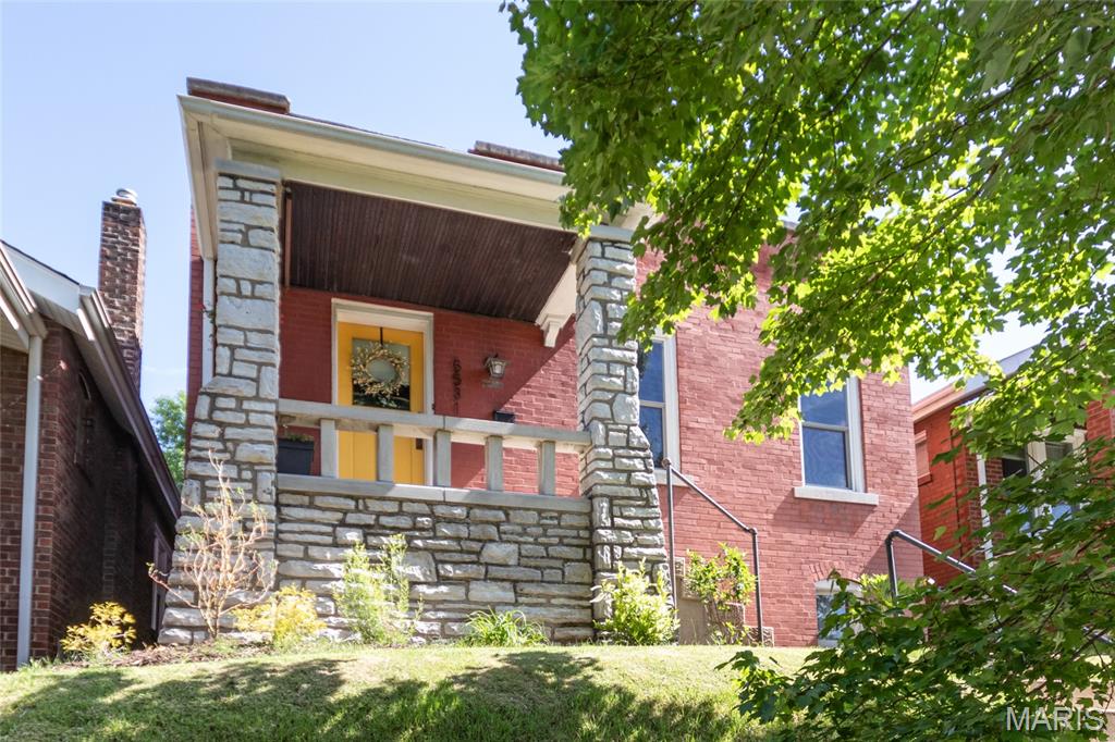 St Louis, Missouri 63109, United States, 2 Bedrooms Bedrooms, ,1 BathroomBathrooms,Residential,Pending,151920